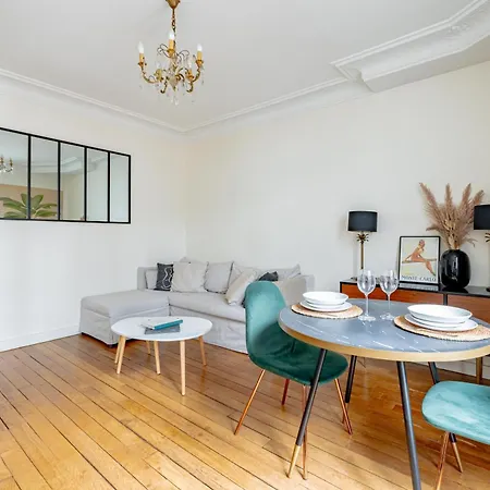 Near Eiffel Tower 1br 4p Charming Appartamento Parigi