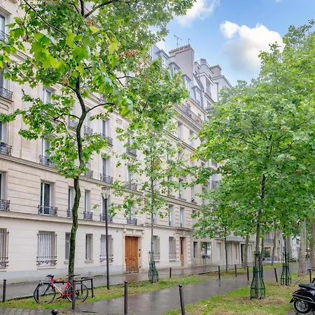 Near Eiffel Tower 1br 4p Charming Appartamento Parigi